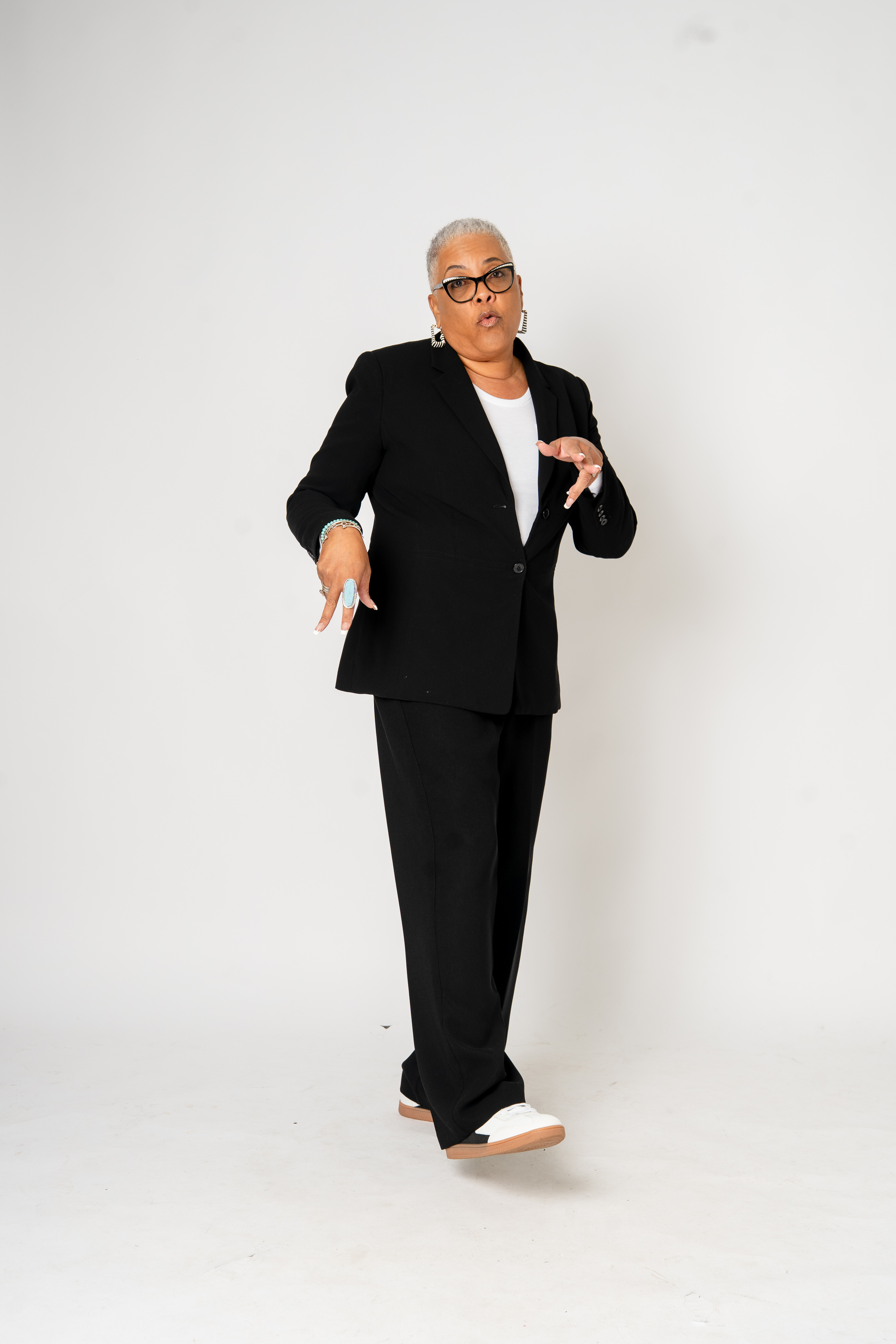 Profile photo oftheauntdebbshow